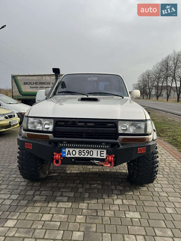 Внедорожник / Кроссовер Toyota Land Cruiser 1995 в Бедевле