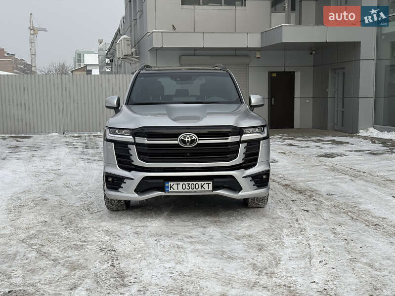 Внедорожник / Кроссовер Toyota Land Cruiser 2022 в Ивано-Франковске