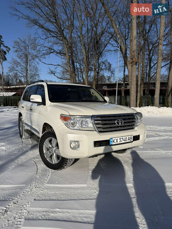 Внедорожник / Кроссовер Toyota Land Cruiser 2012 в Харькове