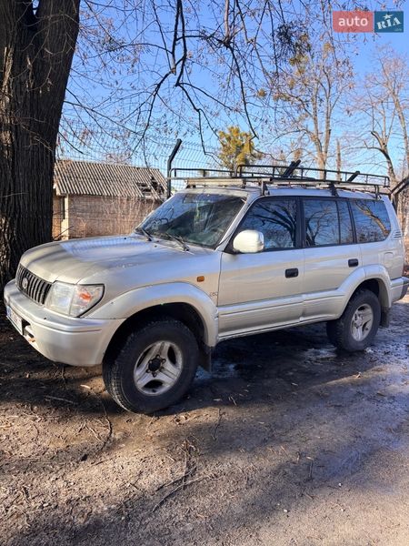 Внедорожник / Кроссовер Toyota Land Cruiser 2000 в Киеве