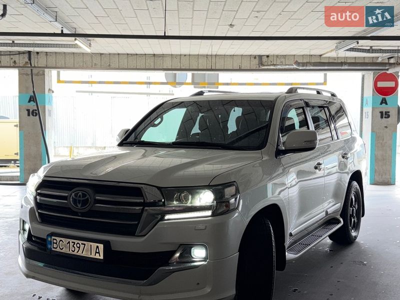 Позашляховик / Кросовер Toyota Land Cruiser 2019 в Львові Позашляховик / Кросовер Toyota Land Cruiser 2019 в Львові