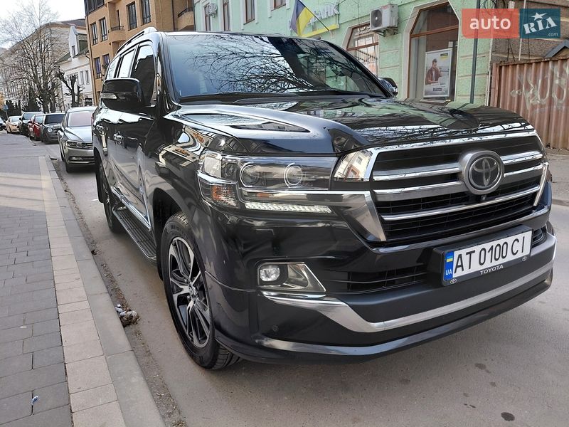 Внедорожник / Кроссовер Toyota Land Cruiser 2020 в Ивано-Франковске