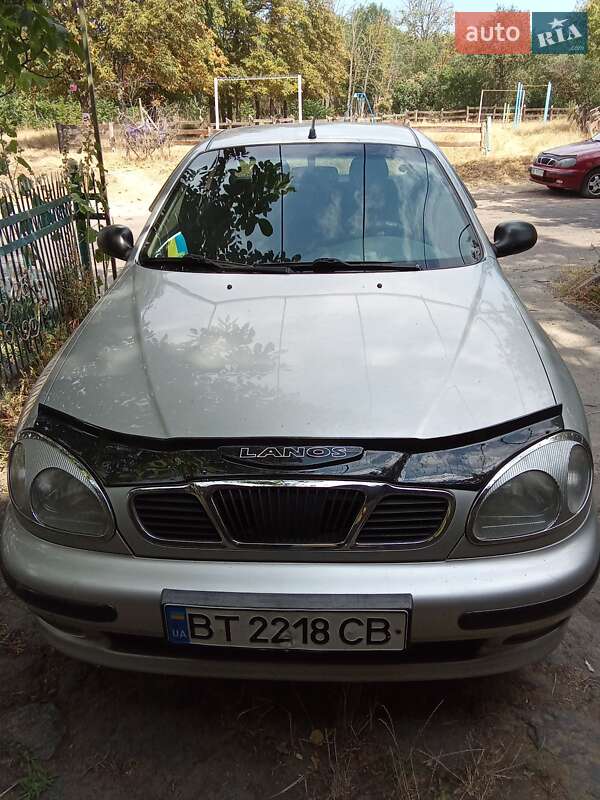 Седан Daewoo Lanos 2004 в Одессе