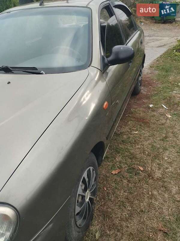 Седан Daewoo Lanos 2003 в Днепре Седан Daewoo Lanos 2003 в Днепре