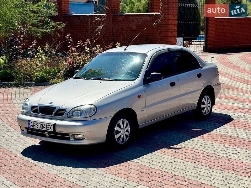 Седан Daewoo Lanos 2004 в Запорожье