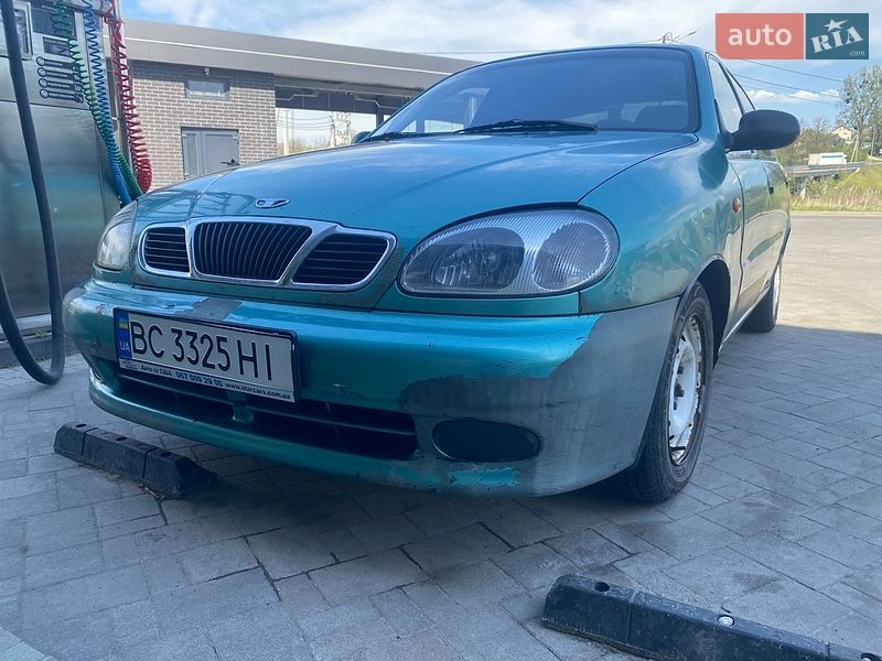 Седан Daewoo Lanos 1998 в Львове