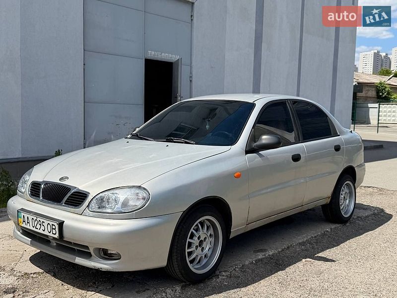 Седан Daewoo Lanos 2005 в Киеве