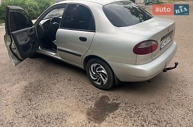 Седан Daewoo Lanos 2004 в Широком