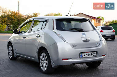 Хетчбек Nissan Leaf 2015 в Хмельницькому