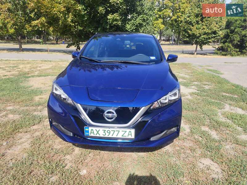 Хэтчбек Nissan Leaf 2018 в Харькове