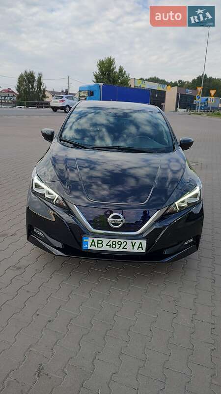 Хэтчбек Nissan Leaf 2020 в Виннице Хэтчбек Nissan Leaf 2020 в Виннице