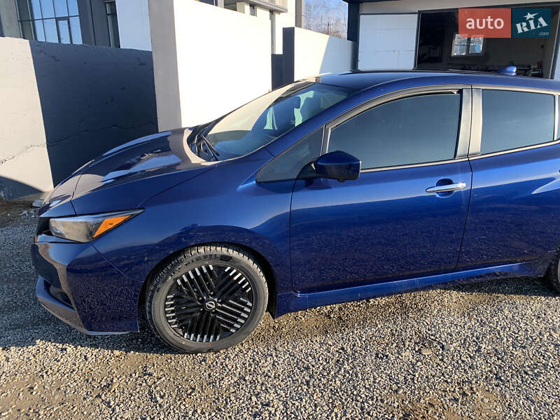Хэтчбек Nissan Leaf 2022 в Черновцах
