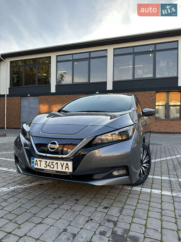 Хетчбек Nissan Leaf 2022 в Коломиї Хетчбек Nissan Leaf 2022 в Коломиї