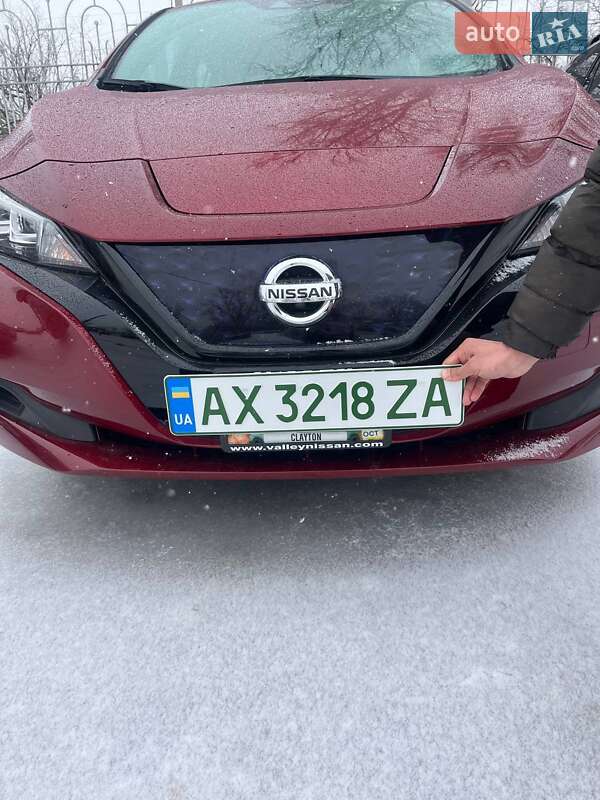 Хэтчбек Nissan Leaf 2018 в Харькове Хэтчбек Nissan Leaf 2018 в Харькове