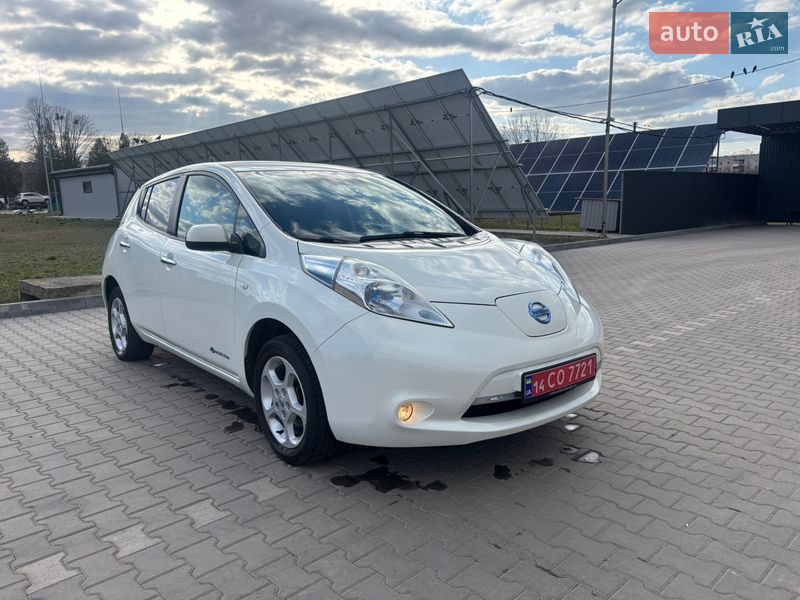 Хэтчбек Nissan Leaf 2013 в Владимире Хэтчбек Nissan Leaf 2013 в Владимире