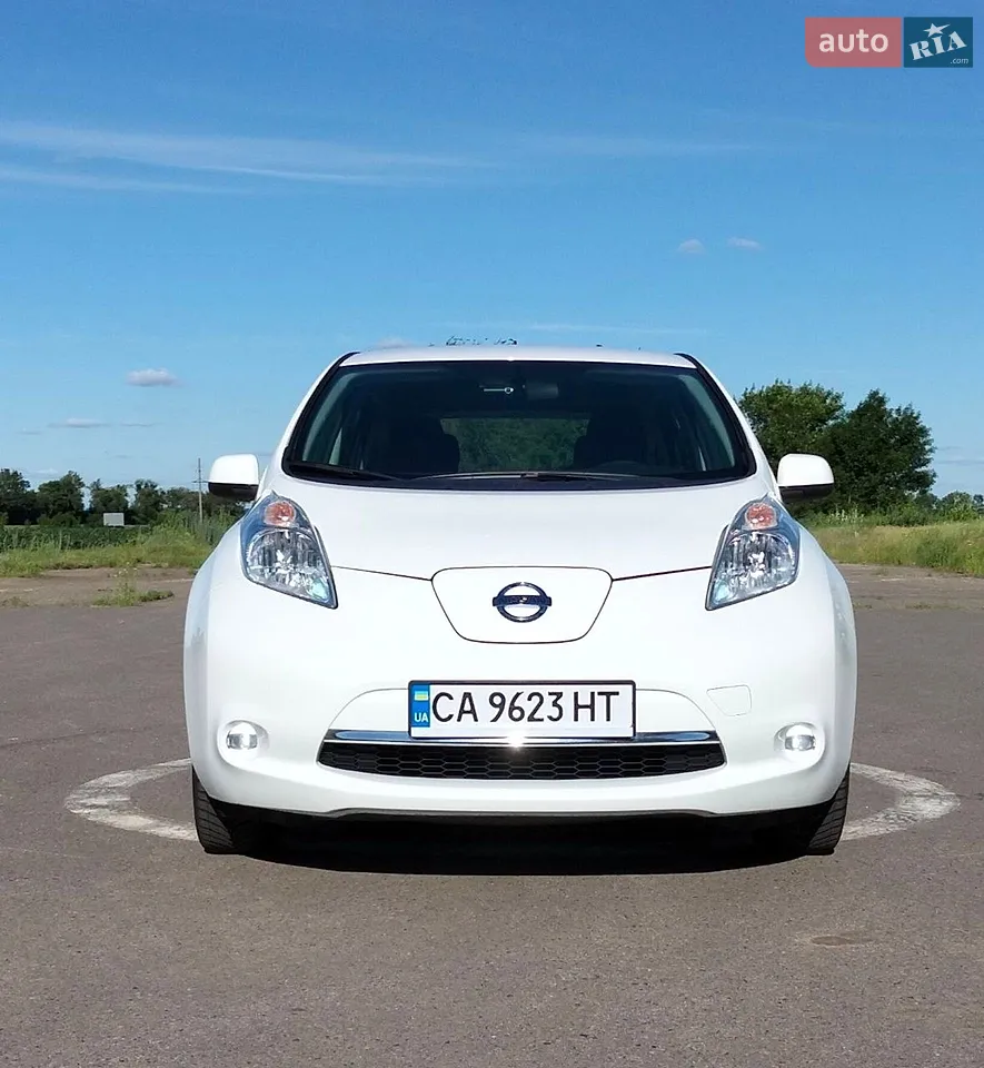 Nissan Leaf 2016 photo 2