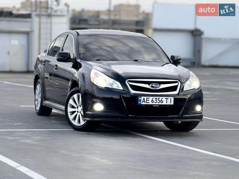 Седан Subaru Legacy 2011 в Киеве
