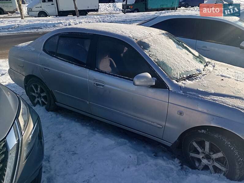Седан Daewoo Leganza 2001 в Киеве