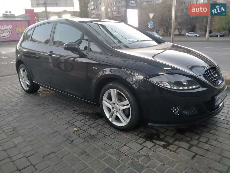 Хэтчбек SEAT Leon 2007 в Одессе