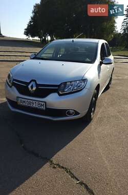 Седан Renault Logan 2013 в Житомире Седан Renault Logan 2013 в Житомире