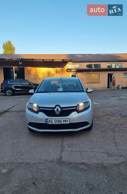 Седан Renault Logan 2013 в Кривом Роге