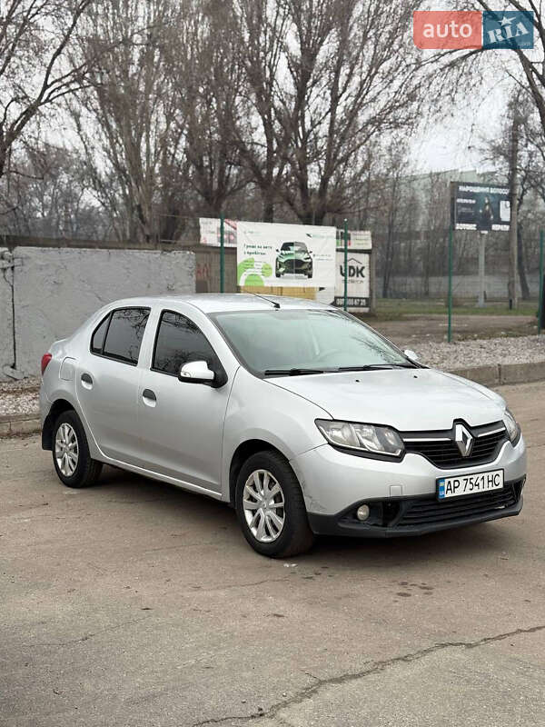 Седан Renault Logan 2013 в Запорожье Седан Renault Logan 2013 в Запорожье