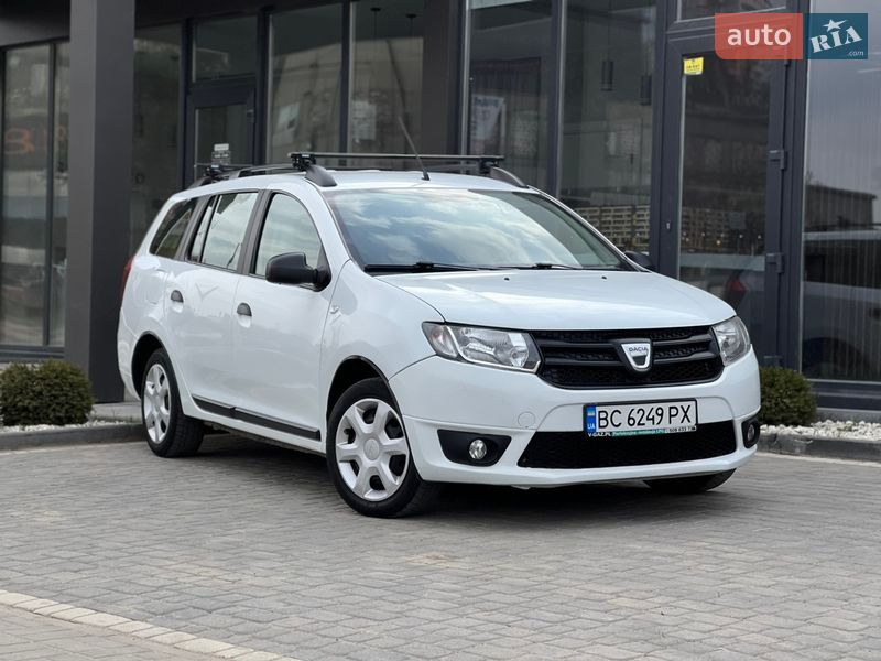 Седан Dacia Logan 2016 в Львове