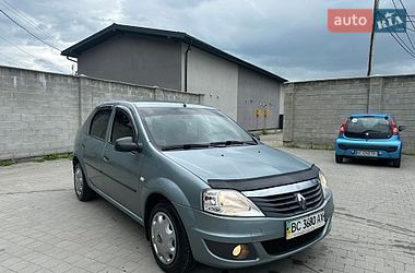 Седан Renault Logan 2011 в Львове