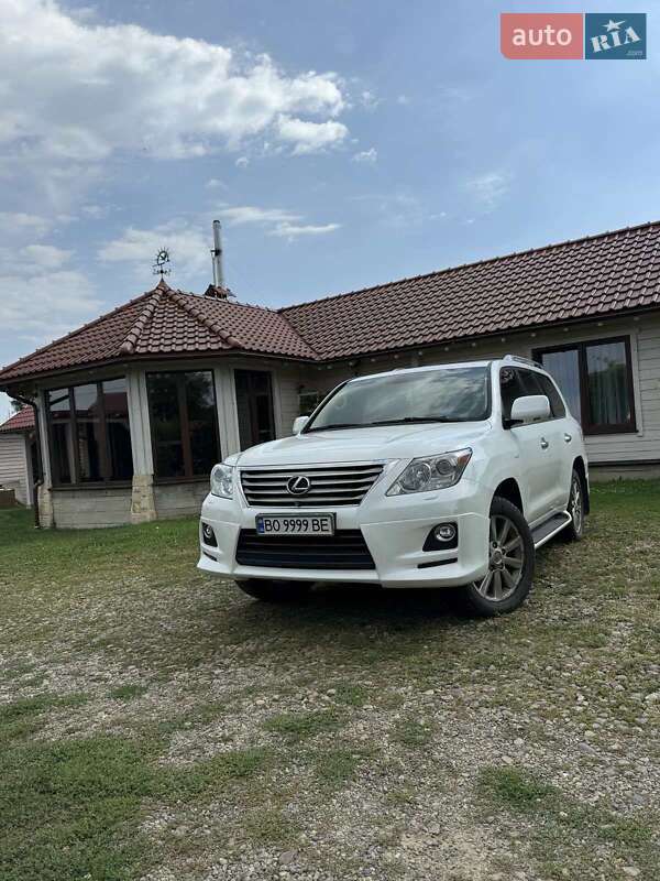 Внедорожник / Кроссовер Lexus LX 2010 в Коломые