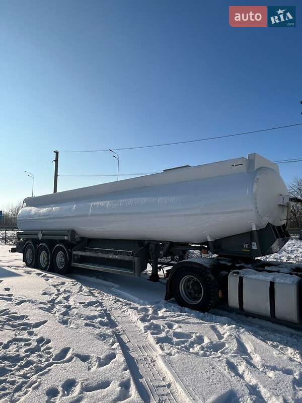 Цистерна полуприцеп Merceron М 343RDP0 2003 в Виннице