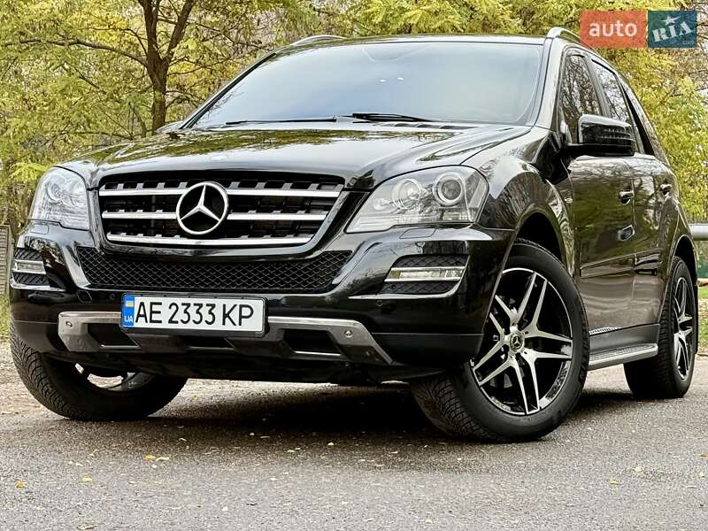 Внедорожник / Кроссовер Mercedes-Benz M-Class 2011 в Одессе Внедорожник / Кроссовер Mercedes-Benz M-Class 2011 в Одессе