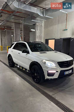 Внедорожник / Кроссовер Mercedes-Benz M-Class 2013 в Львове Внедорожник / Кроссовер Mercedes-Benz M-Class 2013 в Львове