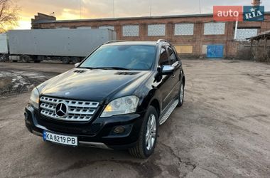 Позашляховик / Кросовер Mercedes-Benz M-Class 2009 в Чернігові Позашляховик / Кросовер Mercedes-Benz M-Class 2009 в Чернігові