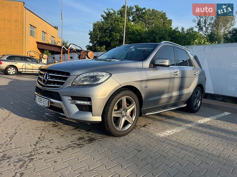 Внедорожник / Кроссовер Mercedes-Benz M-Class 2013 в Черновцах
