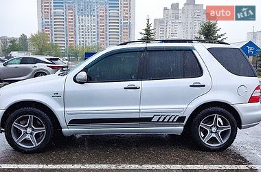 Позашляховик / Кросовер Mercedes-Benz M-Class 2004 в Києві