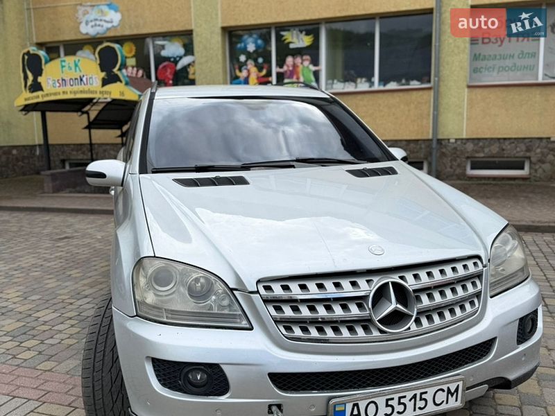 Внедорожник / Кроссовер Mercedes-Benz M-Class 2006 в Дубовом