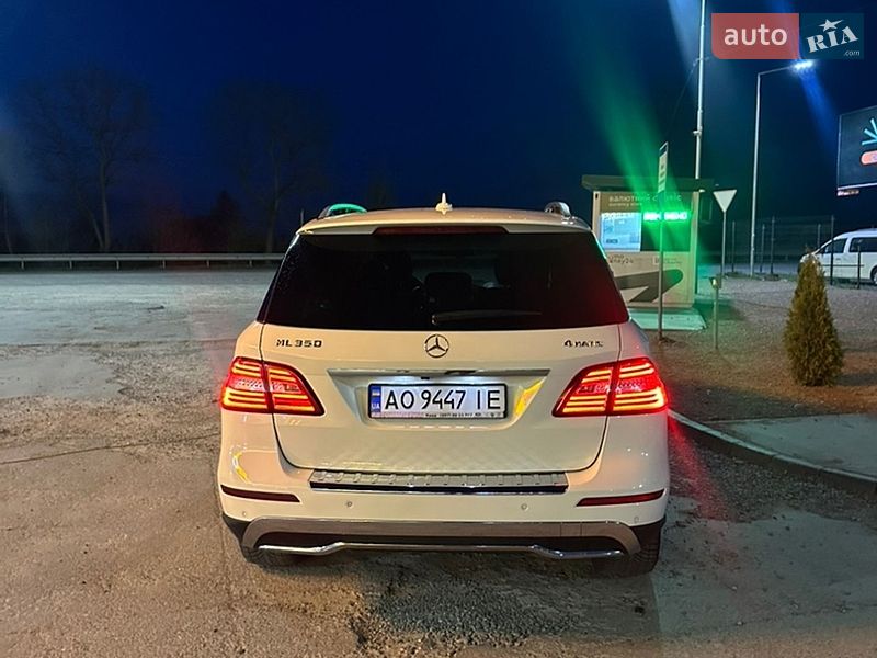 Внедорожник / Кроссовер Mercedes-Benz M-Class 2013 в Хусте