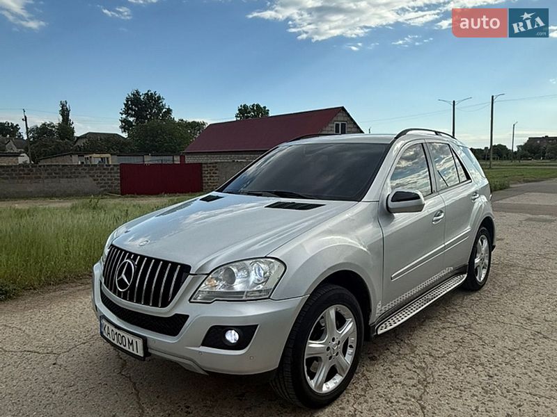Внедорожник / Кроссовер Mercedes-Benz M-Class 2008 в Болграде