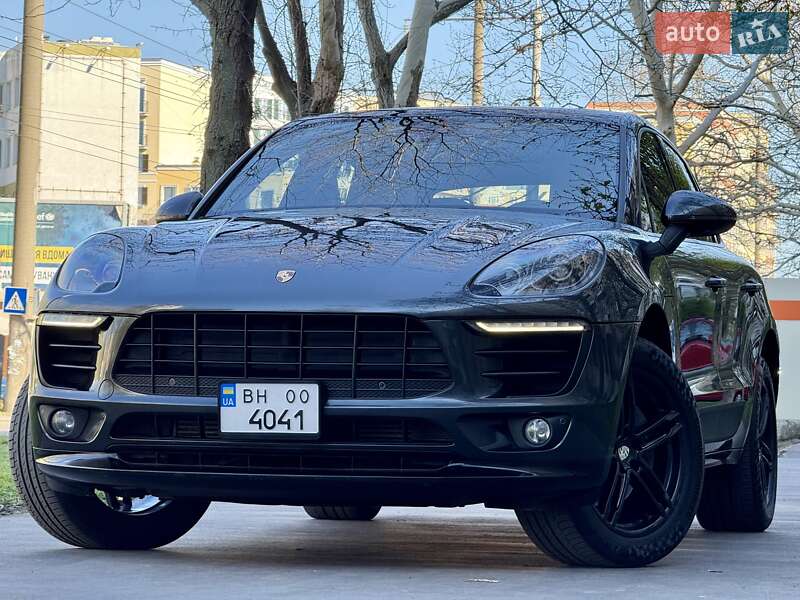 Внедорожник / Кроссовер Porsche Macan 2016 в Одессе