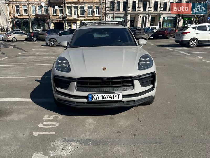 Внедорожник / Кроссовер Porsche Macan 2022 в Киеве