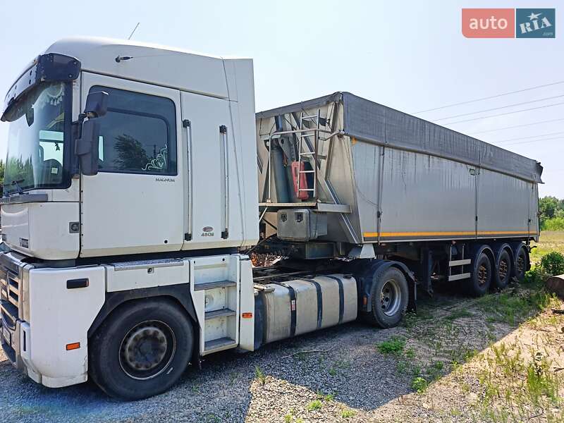 Зерновоз Renault Magnum 2010 в Макарове