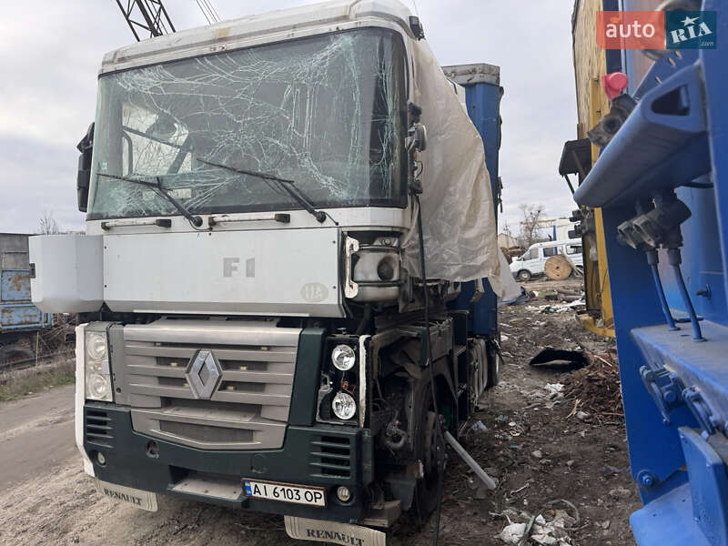 Тягач Renault Magnum 2005 в Киеве