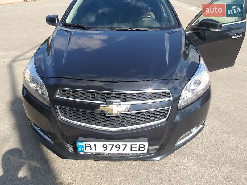 Седан Chevrolet Malibu 2012 в Полтаве