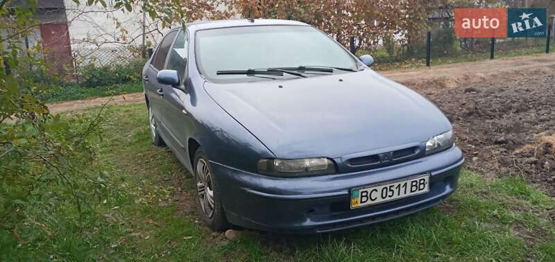 Седан Fiat Marea 1997 в Стрые