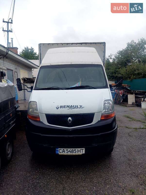 Грузовой фургон Renault Master 2006 в Корсуне-Шевченковском