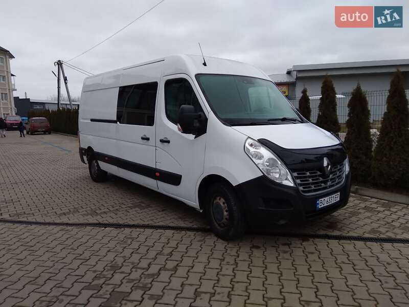 Вантажний фургон Renault Master 2019 в Чернівцях