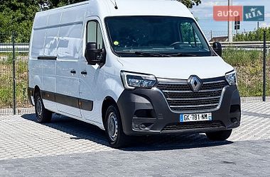 Вантажний фургон Renault Master 2022 в Рівному
