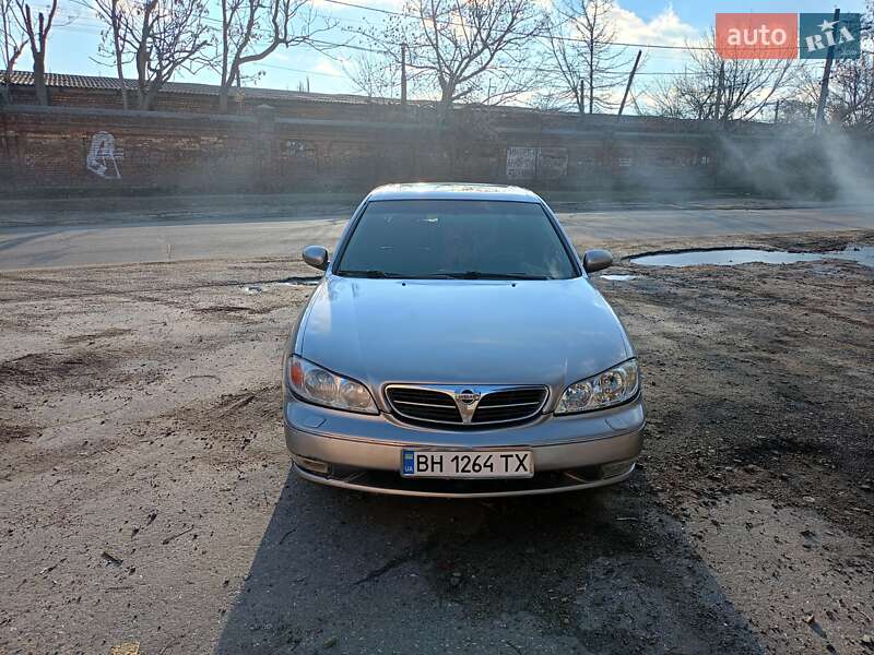 Седан Nissan Maxima 2001 в Одессе