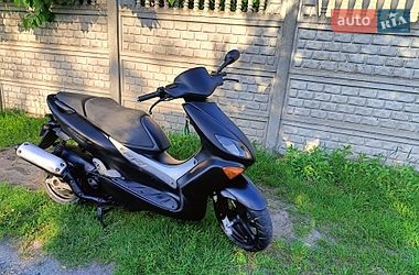 Скутер Yamaha Maxster 2003 в Летичіві