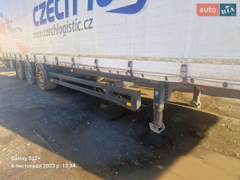 Бортовой полуприцеп Schwarzmuller Mega 2009 в Полтаве